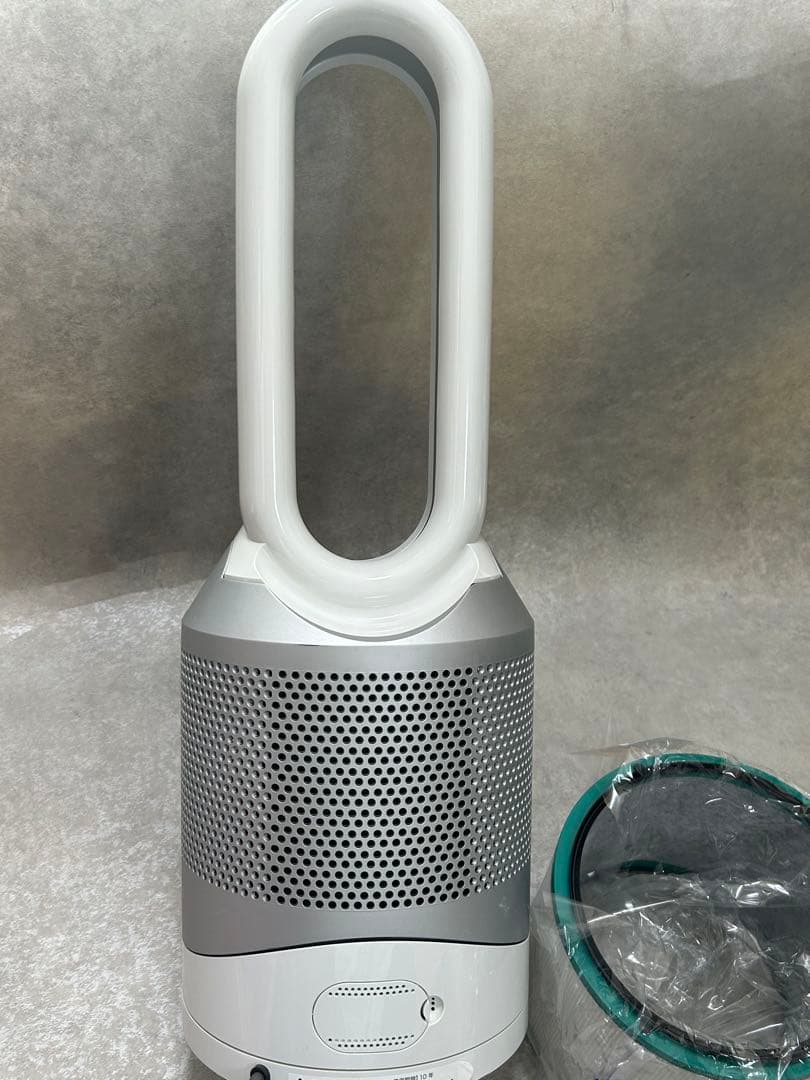 美品 ダイソン　ホット&クール　hp02 空気清浄機能付ファンヒーター