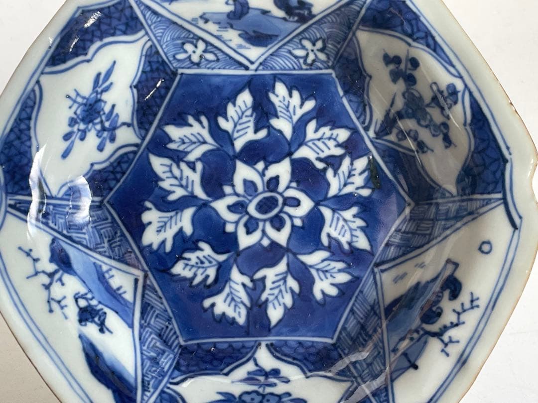 中国骨董　アンティーク　祥瑞　花文　輪花皿　六角隅入　五寸皿　小皿　角福　古染付