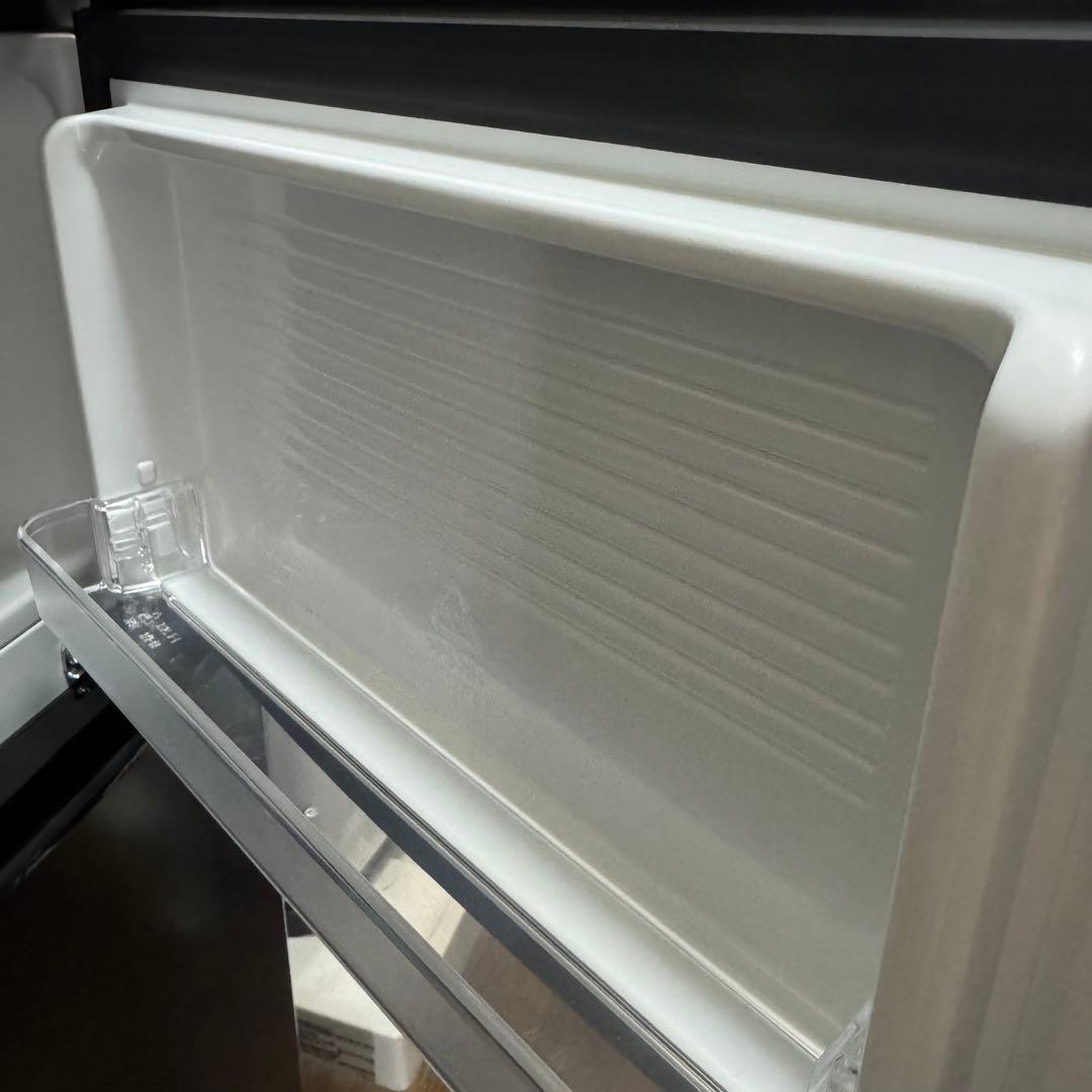 2023年製　コンフィー　2ドア　90L 冷蔵庫　ブラック　一人暮らし