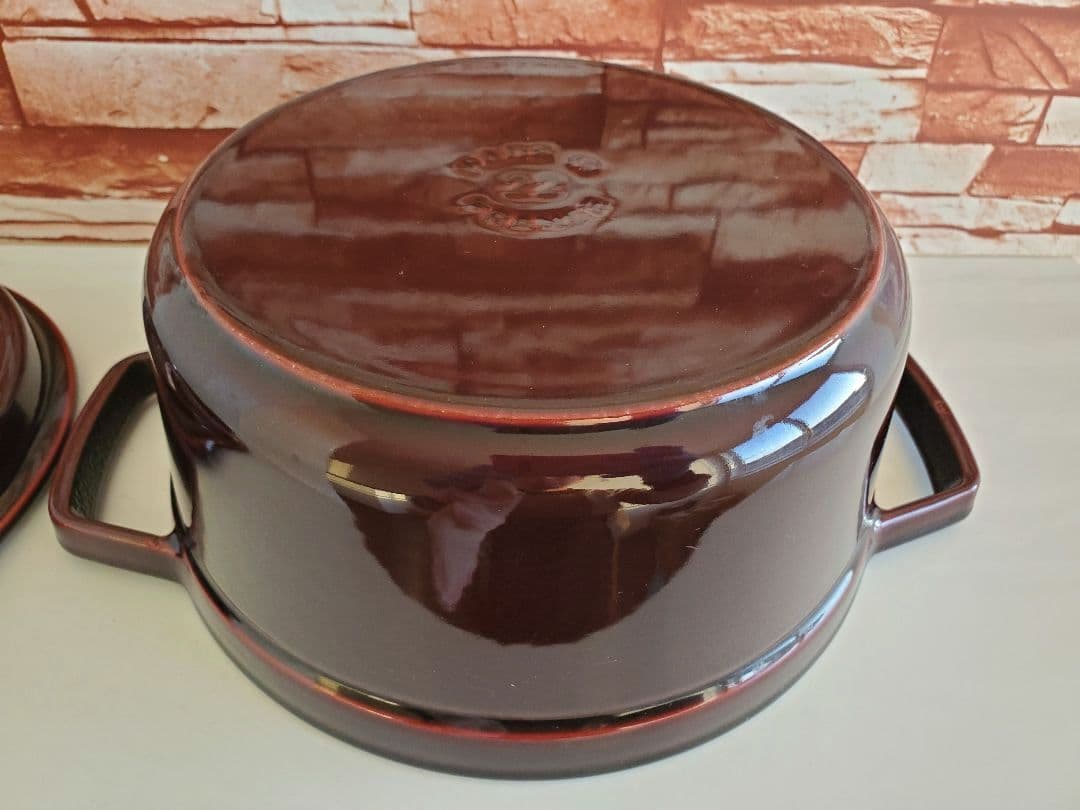 【美品/値下げ】staub ピコ・ココット ラウンド 　22㎝　ストウブ