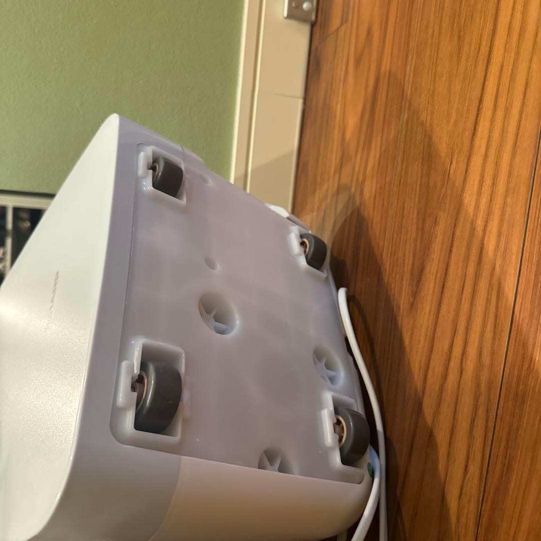 SHARP 除湿機　ワンシーズンの使用 CM-P100-W