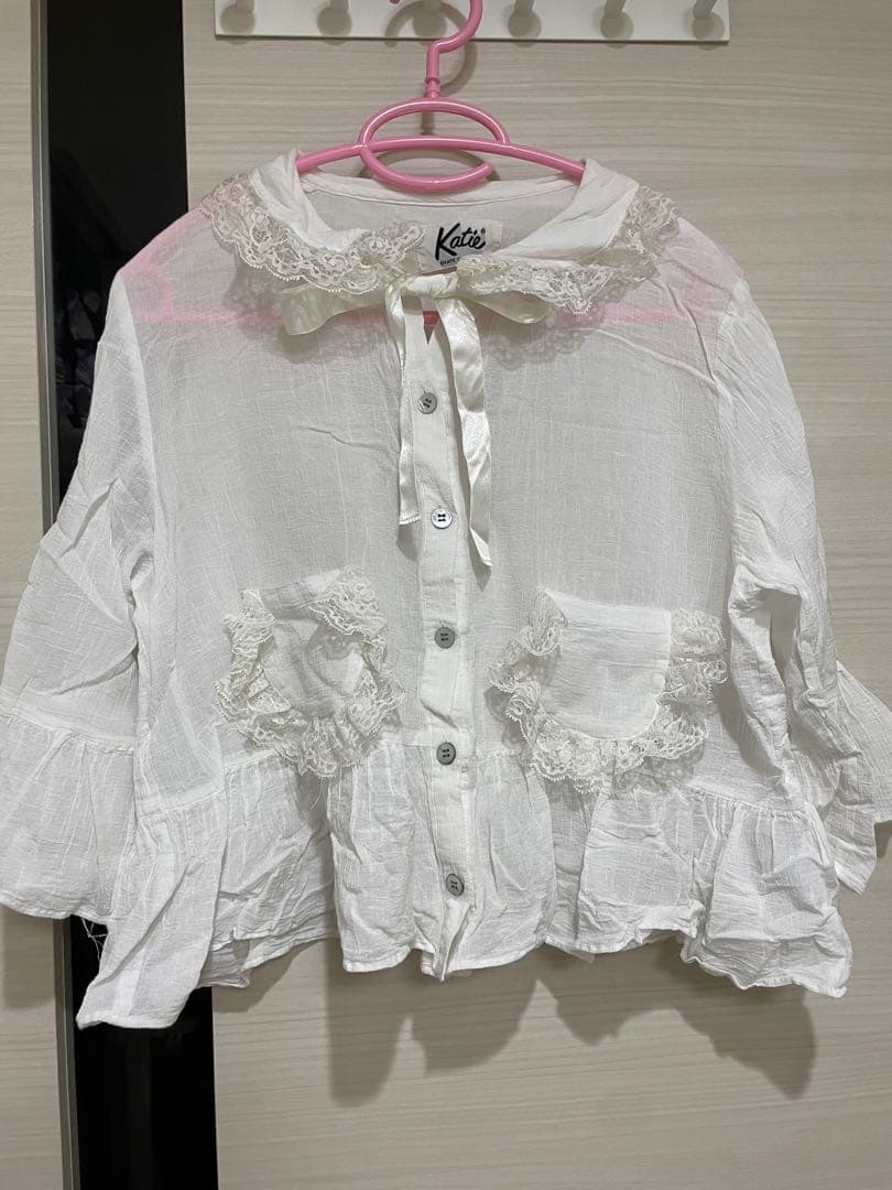 Katie ASHBURY ブラウスジャケット　ホワイト　フリーサイズ