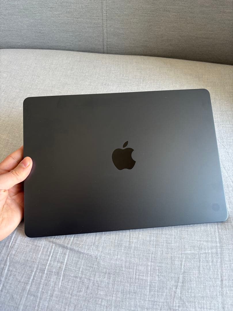 MacBook Air M2 ミッドナイト