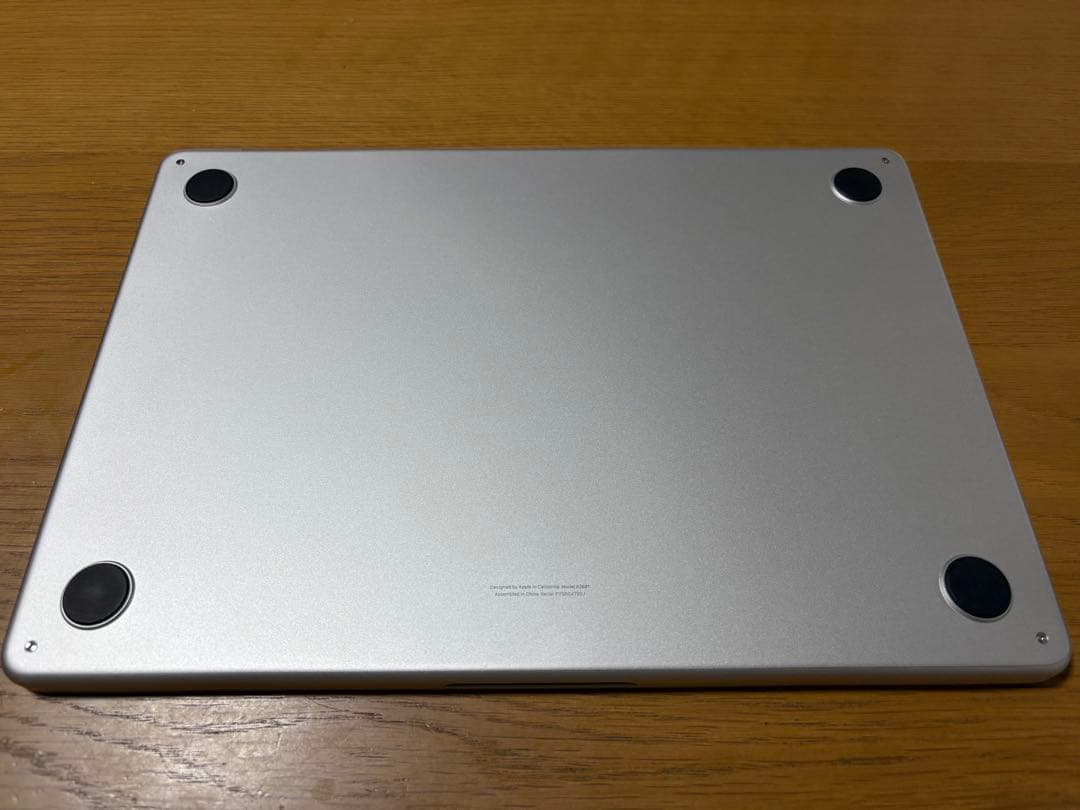 らりるれろ様 MacBook Air M2 1TB / 16GB 13インチ