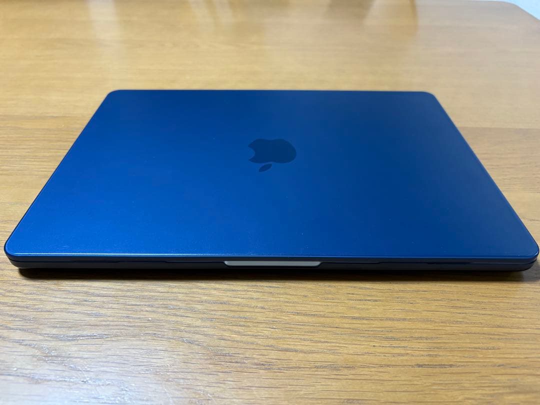 らりるれろ様 MacBook Air M2 1TB / 16GB 13インチ