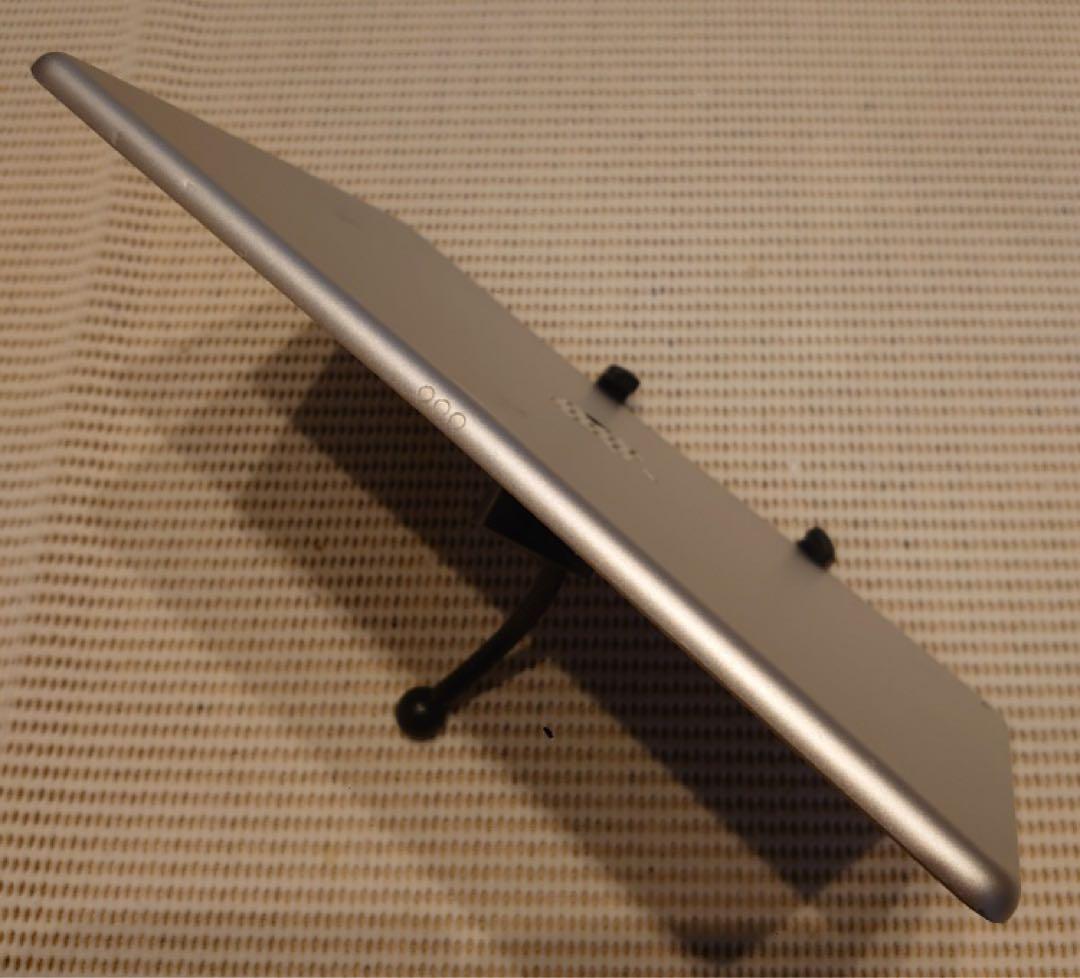 動作品iPad第7世代(A2197)本体128GBジャンク品D97JP