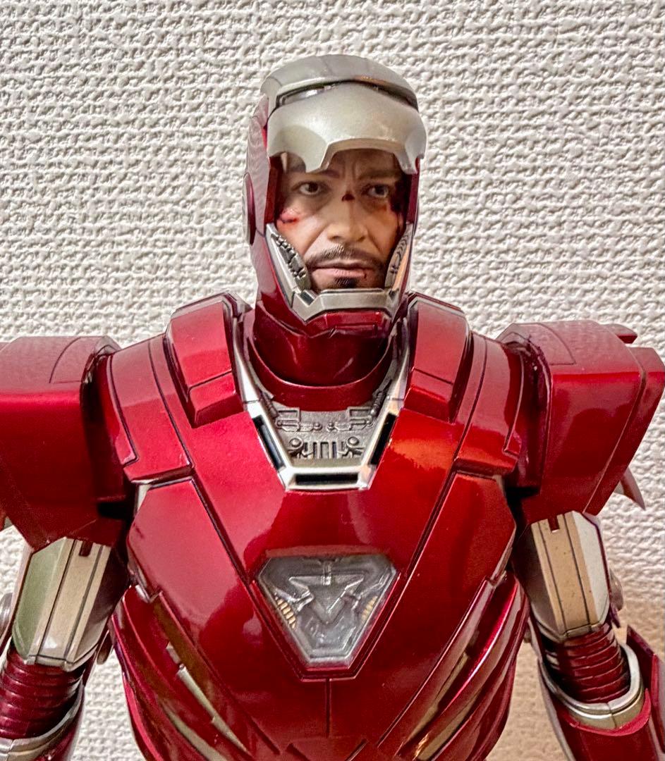 1/6ホットトイズ アイアンマンマーク33(シルバーセンチュリオン)