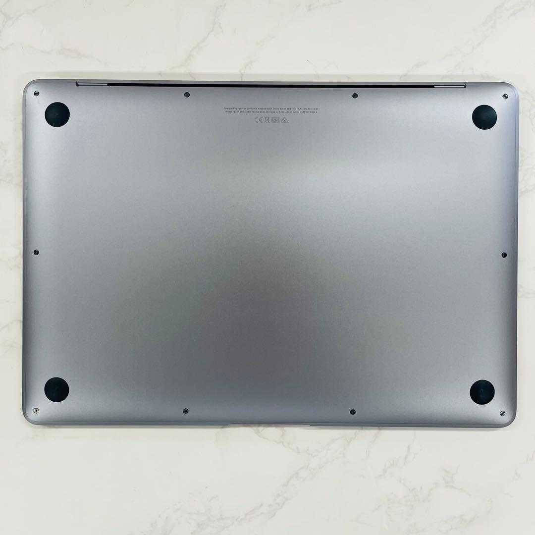 MacBook Air 13インチ M1 8GB 256GB スペースグレイ