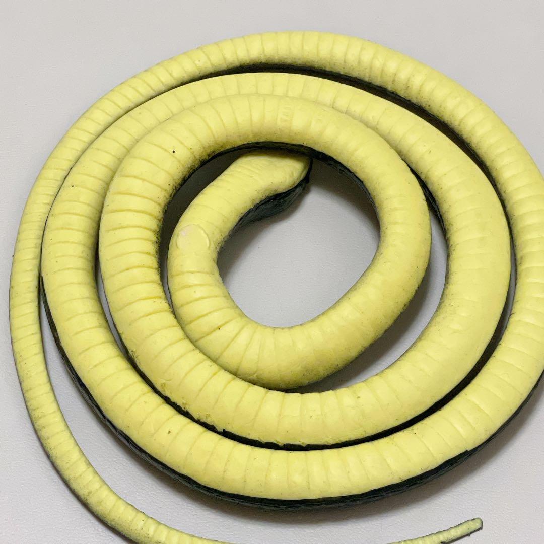 ヘビ 蛇 ゴム製 おもちゃ 120cm 新品 ダミー