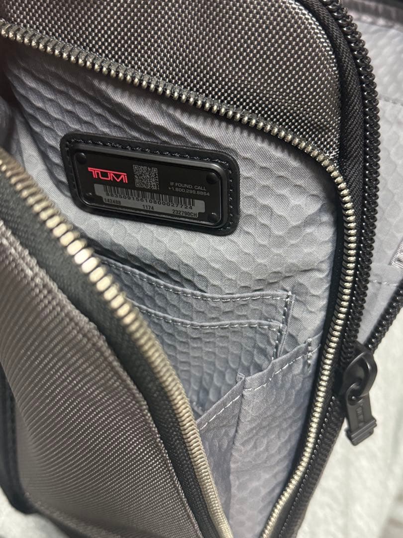 A*様 tumi スリムブリーフケース　ブラーボ　アカデミー