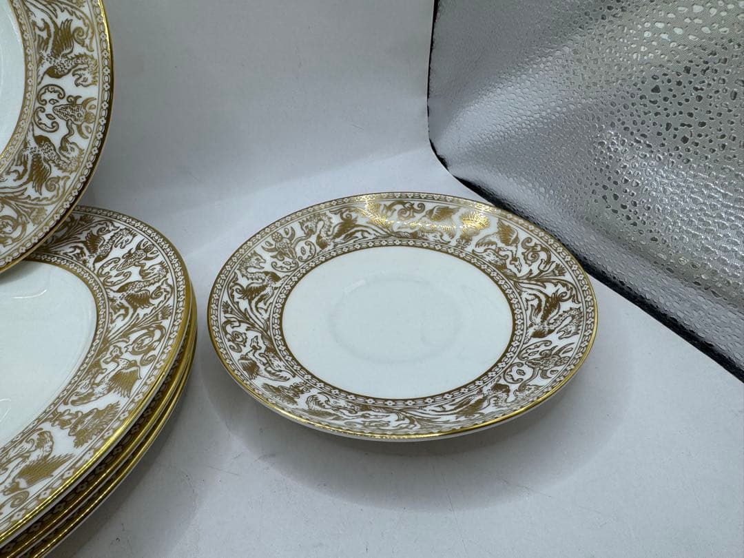 ウェッジウッド フロレンティーン　ゴールド　プレート　ソーサー　皿　5枚　黒壺