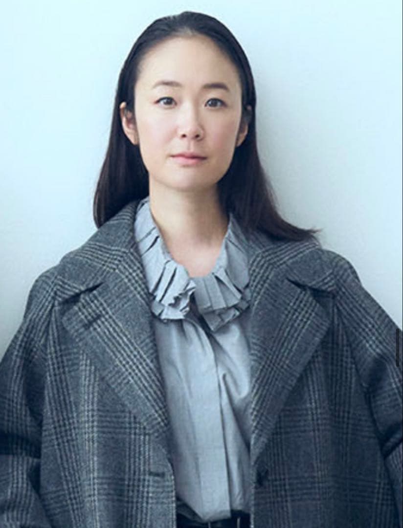 マーガレットハウエルフリルシャツ