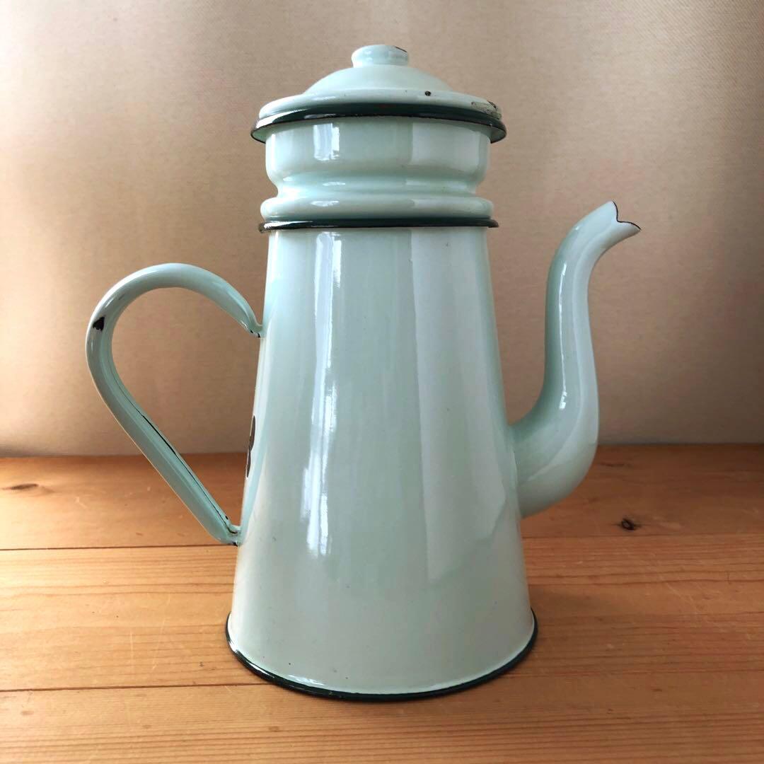 古いホーローポット　琺瑯　フランス　アンティーク　漉し器　カフェ　no.223
