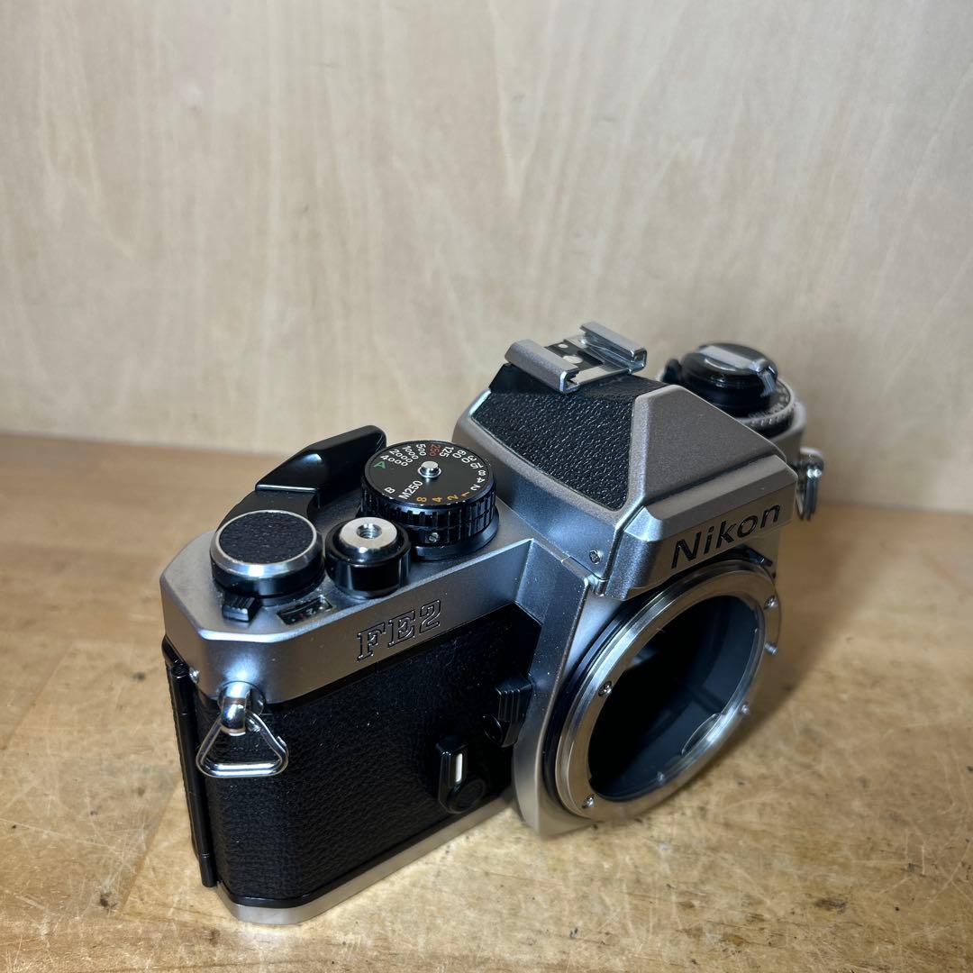 めるみつ　Nikon FE2 シルバーボディー　完動極美品