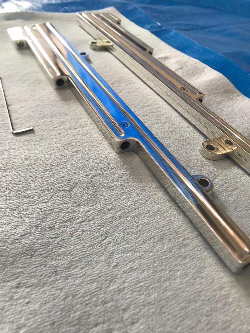 早い物勝ちポリッシュプラグコードインパラ極美品SBC 327 350Ｅ／Ｇ