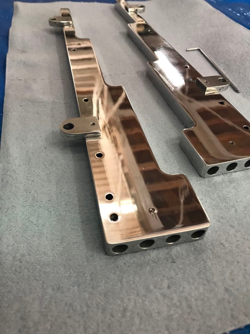 早い物勝ちポリッシュプラグコードインパラ極美品SBC 327 350Ｅ／Ｇ