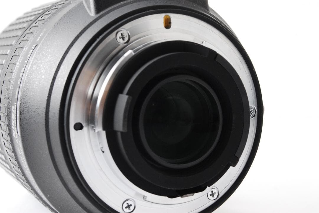 美品✨Nikon 18-140mm VR 高倍率ズーム これ1本✨付属品有　万能