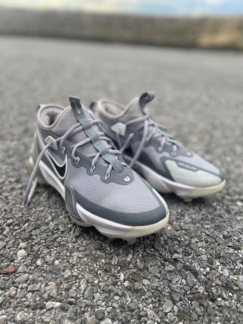 日本未発売マイク トラウト選手モデル ナイキ ズーム フォース トラウト 9プロ