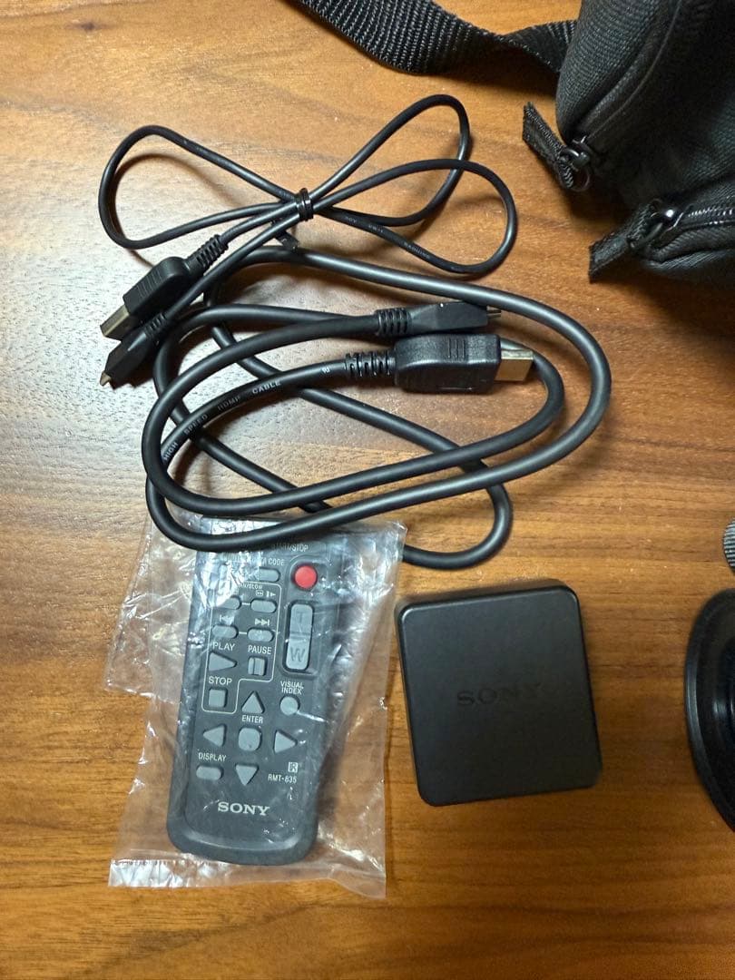 最終値下げ　SONY ビデオカメラ HDR-PJ800 2014年製 ポーチ付き