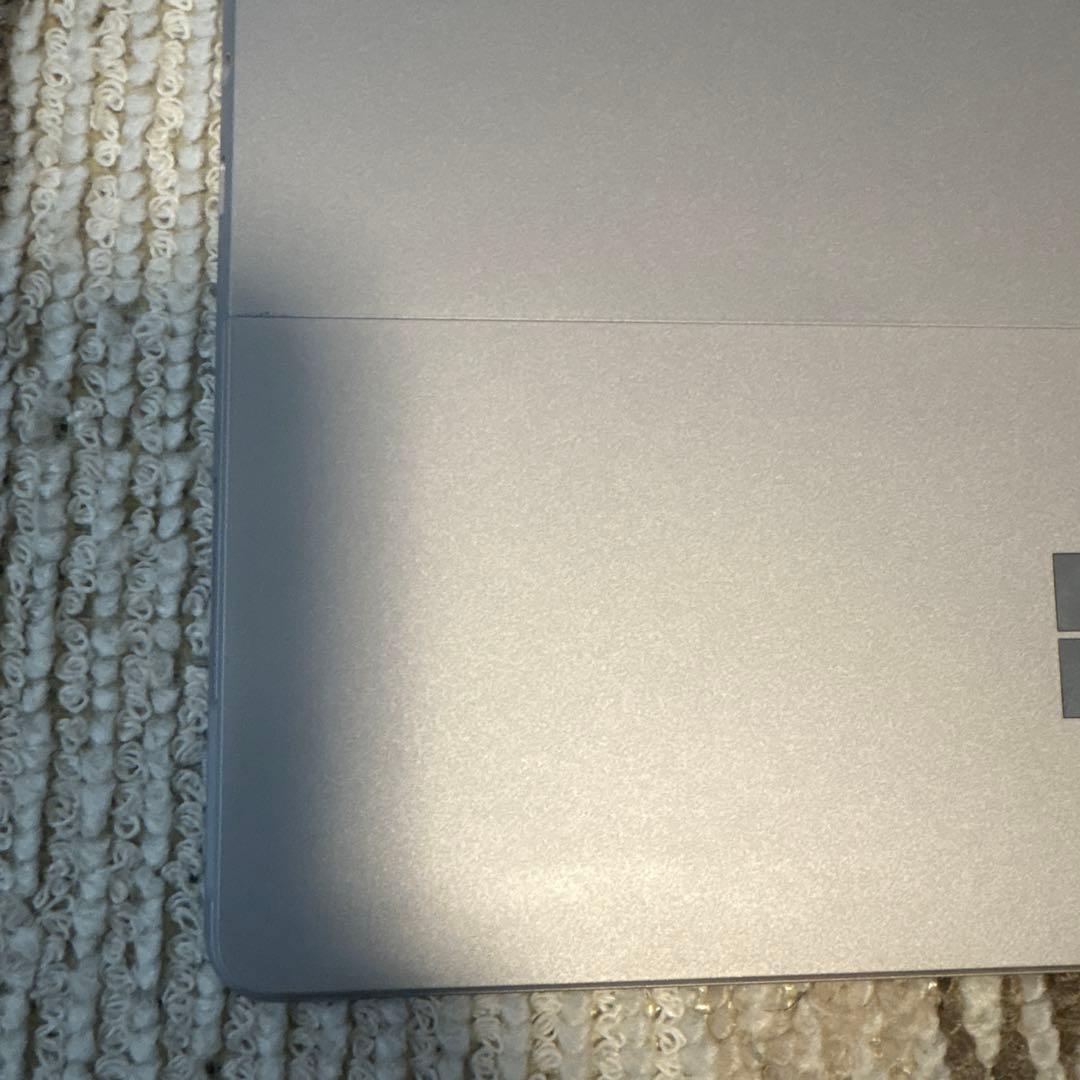 【美品】Microsoft Surface Go 2 10.5型
