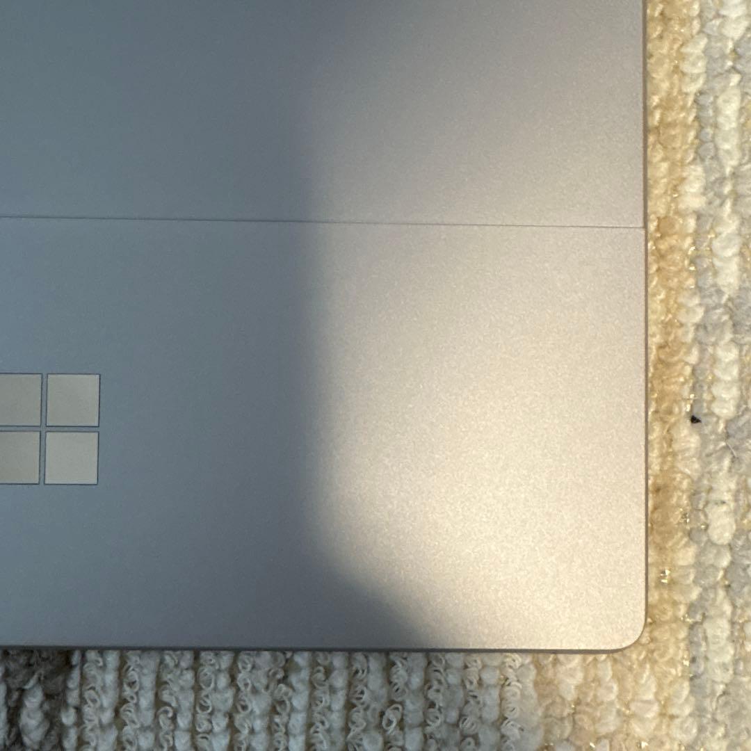 【美品】Microsoft Surface Go 2 10.5型