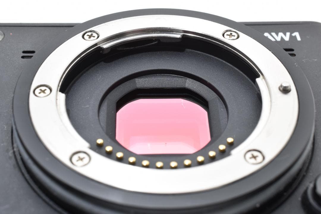 【人気の防水耐衝撃カメラ】ニコン NIKON1 AW1 ブラック 現状品 カメラ
