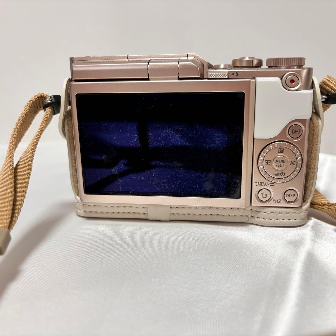 【美品】　Panasonic Lumix GF10 ホワイト　ダブルレンズキット