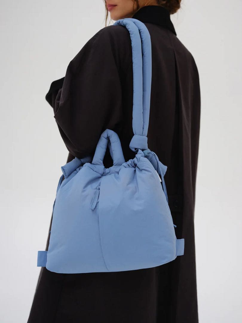 【美品】タグあり　OLEND ona soft bag パフィショルダーバッグ