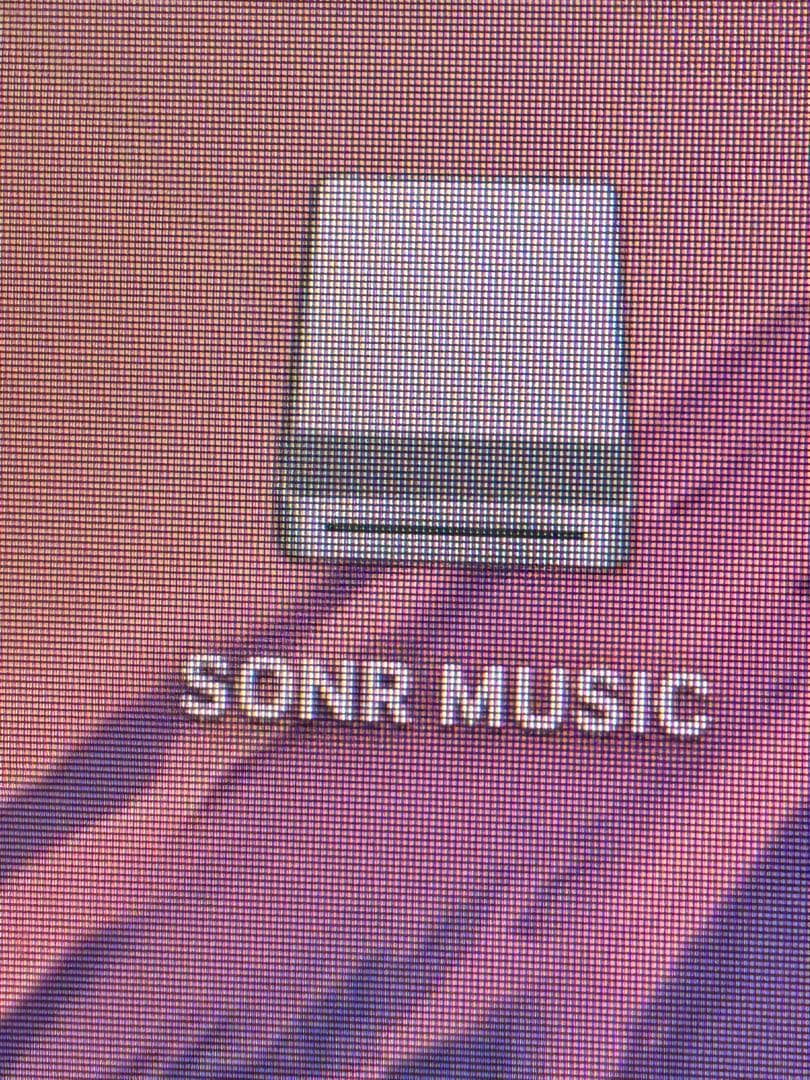 SONR MUSIC USBケーブル付き　水泳用骨伝導スピーカー　新品