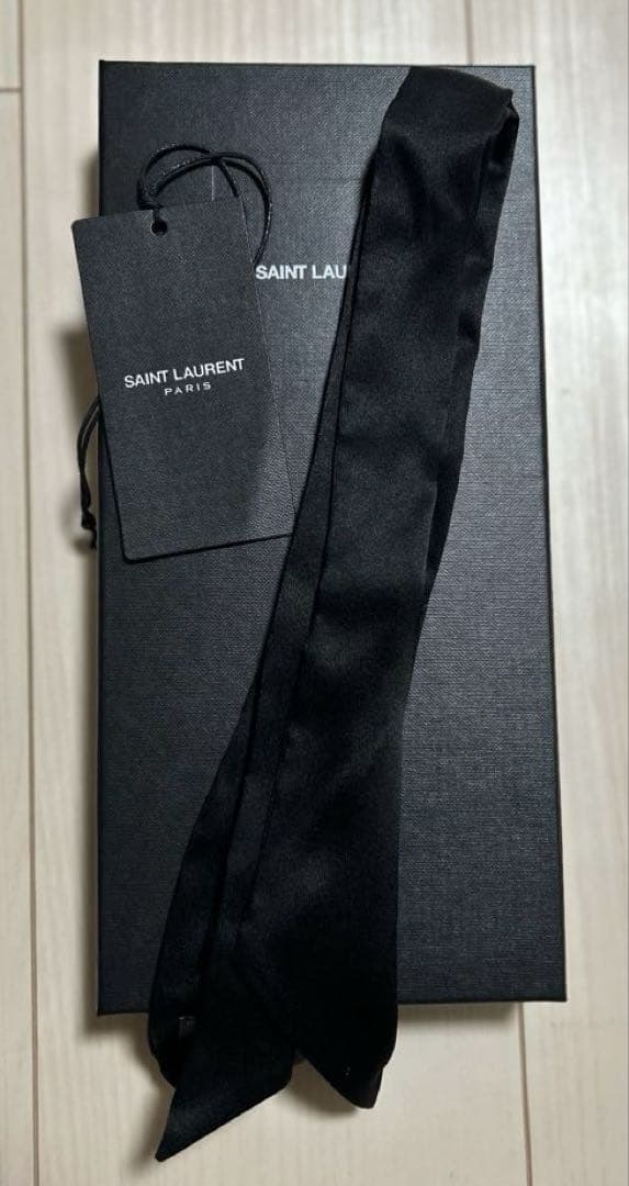 SAINT LAURENT PARIS スカーフ