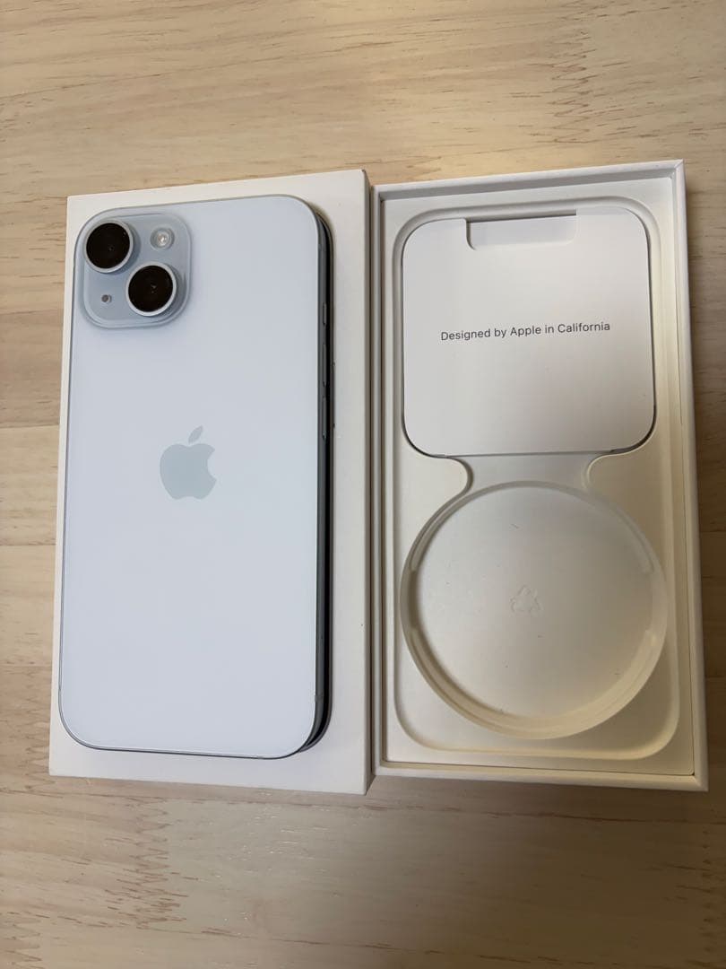 【美品】iPhone 15 128GB ブルーSIMフリー