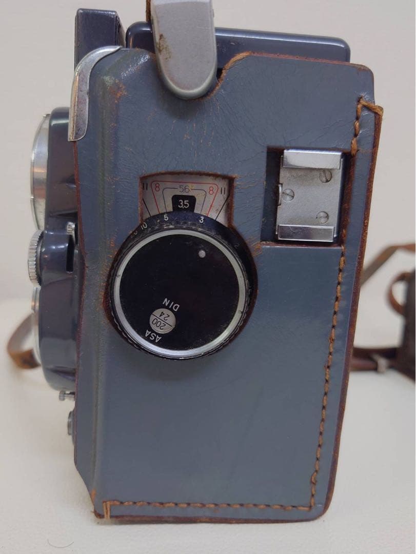 ヤシカYASHICA 44 二眼レフカメラ.