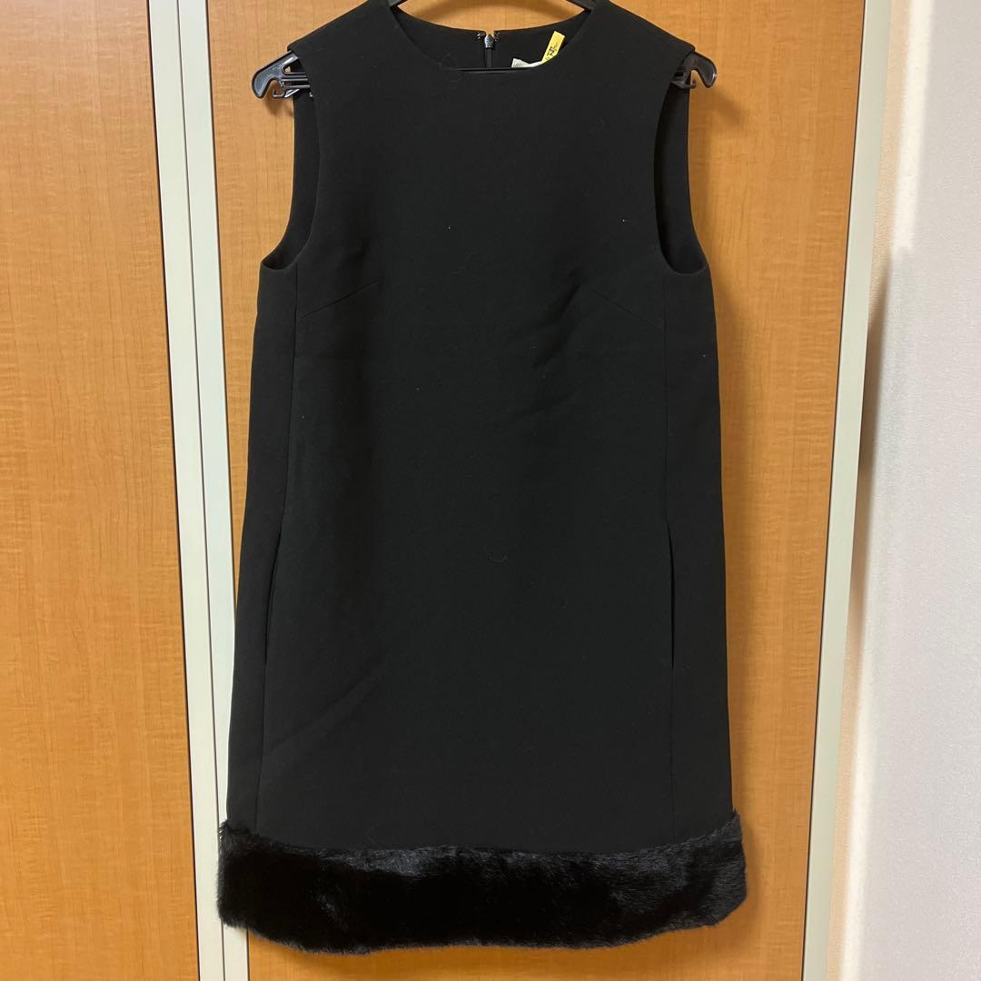 【現行品・美品✨】CELFORD セルフォード　裾ファーミニワンピース ブラック