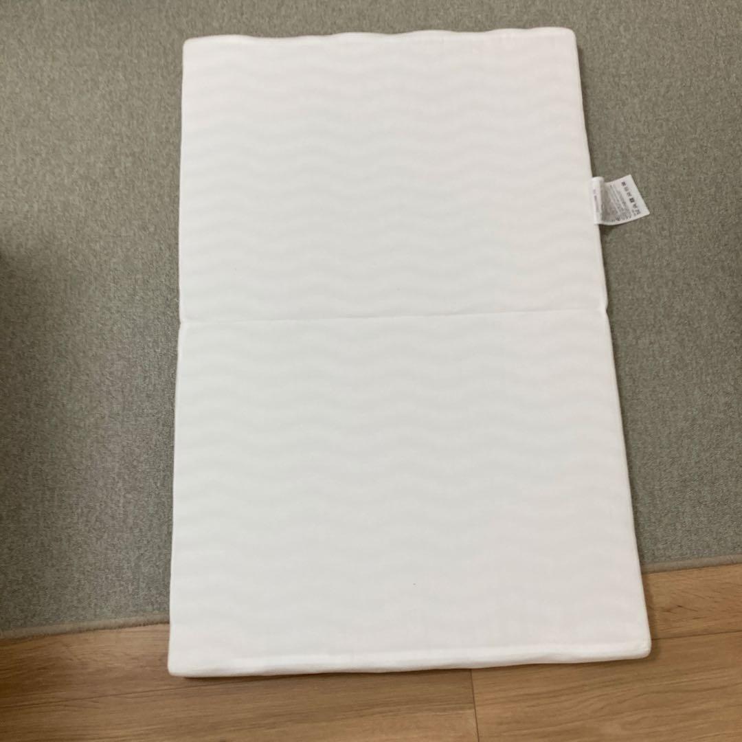 マットレス付きベビーベッド