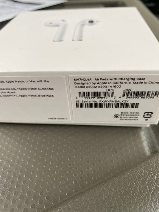 ヘッドホン APPLE MV7N2J/A