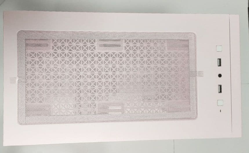 パステルピンクのゲーミングPC 新品パーツRyzen 5700X RTX4060