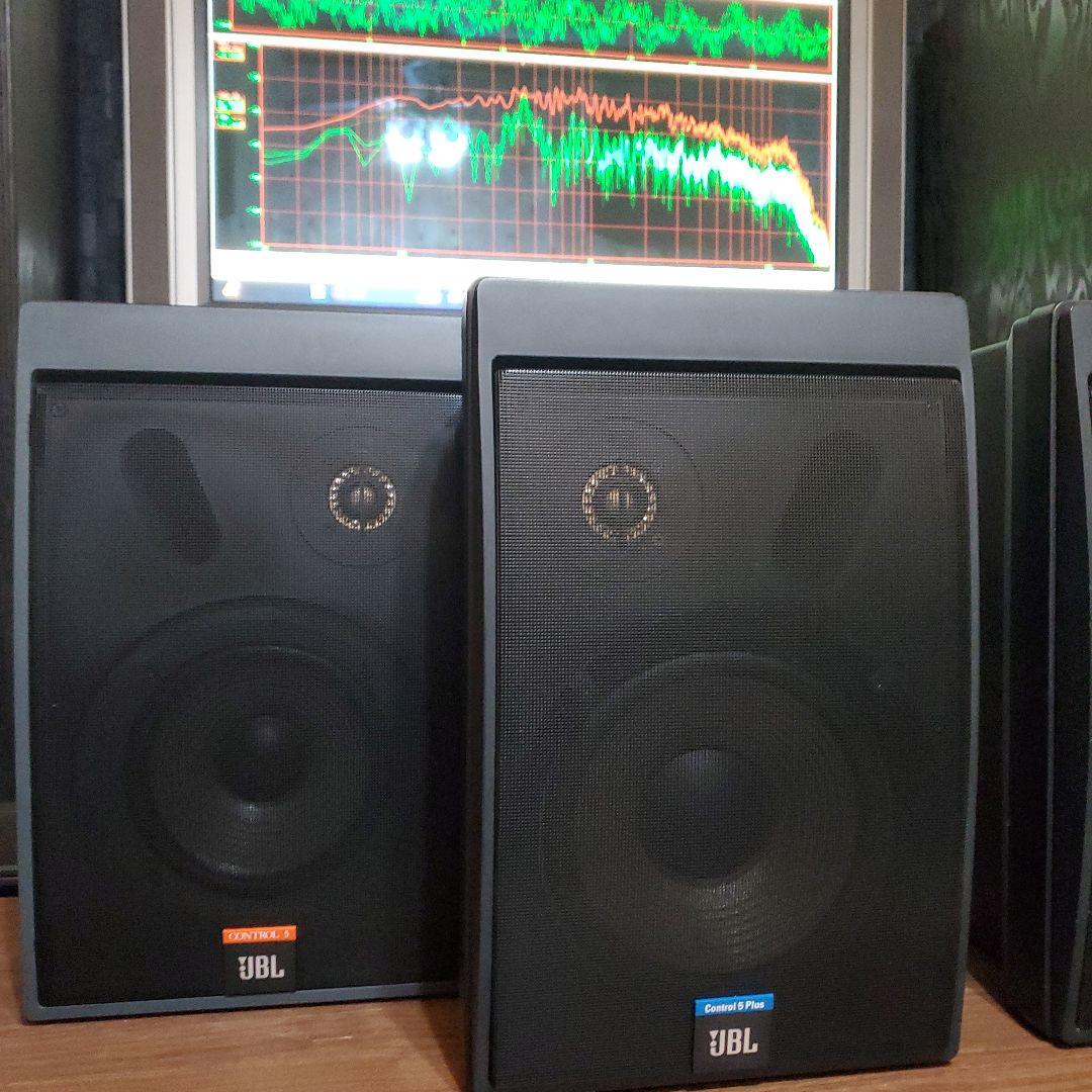 元箱付き！　JBL定番モニター