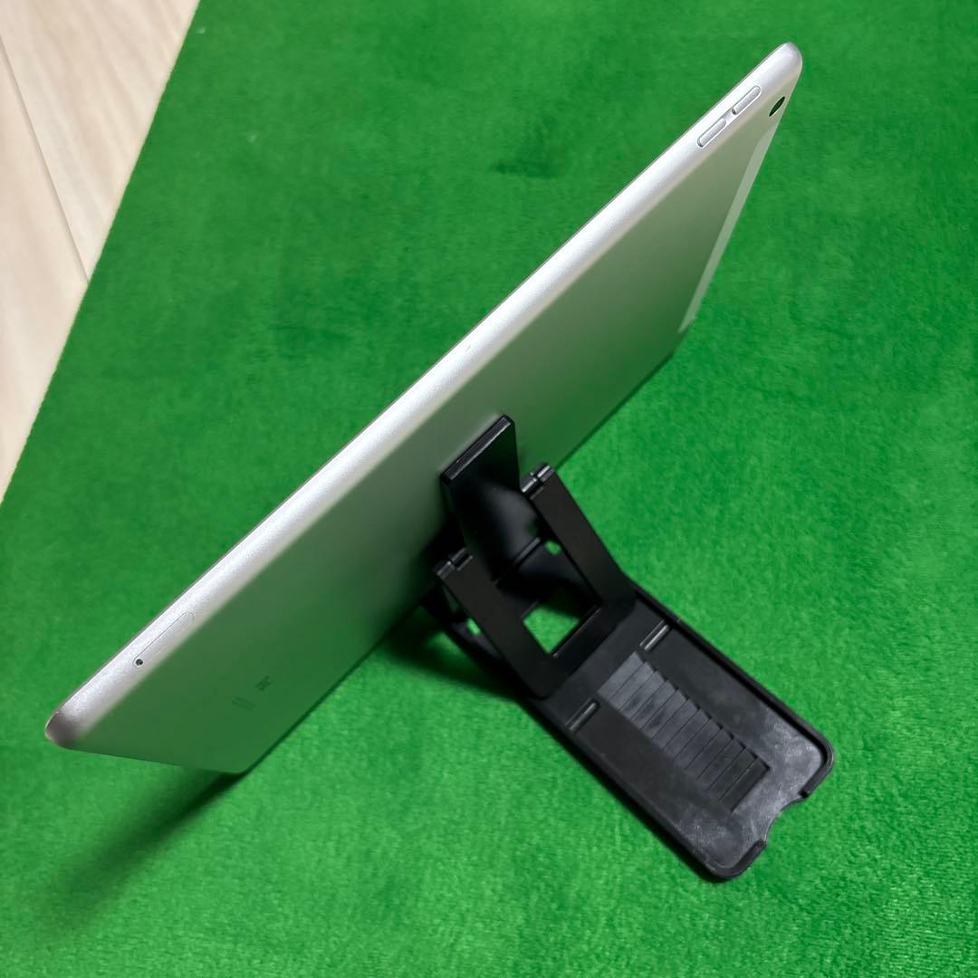 美品Apple iPad 10.2インチ ゴールドA2198