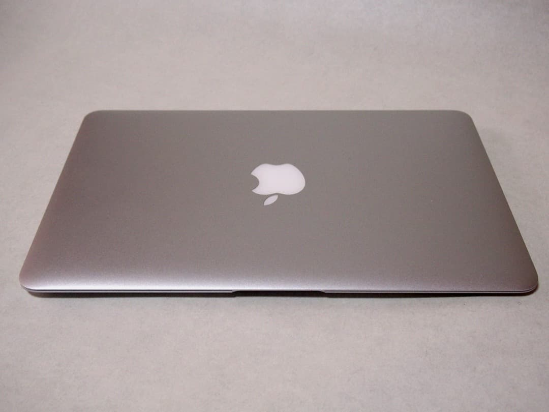☆☆美品 メモリ8G MacBook Air 2015 11インチA1465☆☆