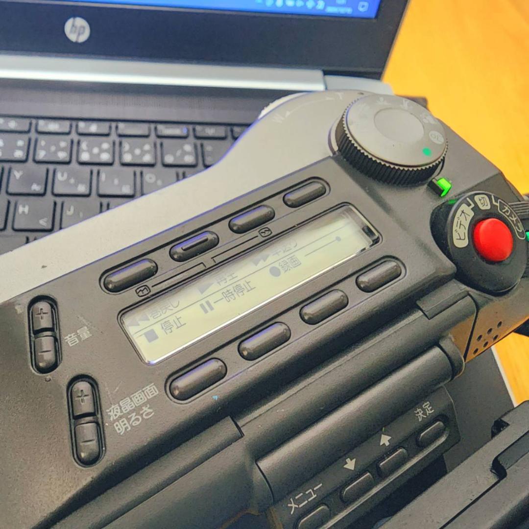 【動作確認済】高画質 8ミリ Hi8 SONY ビデオカメラ ACアダプタセット