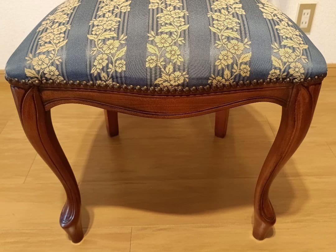 イタリア高級アンティーク調家具 ダイニングチェア リビングチェア 猫脚 A