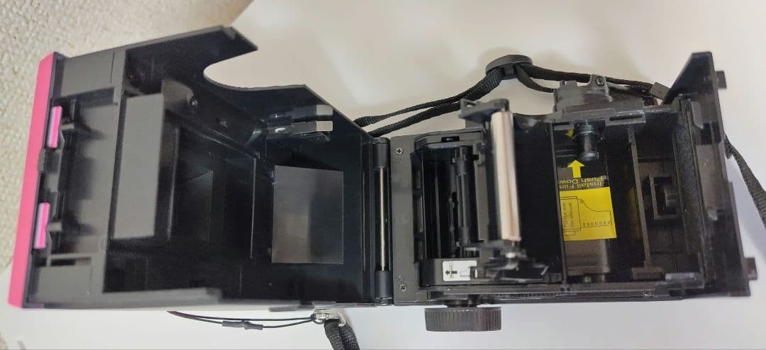 二眼　トイカメラ