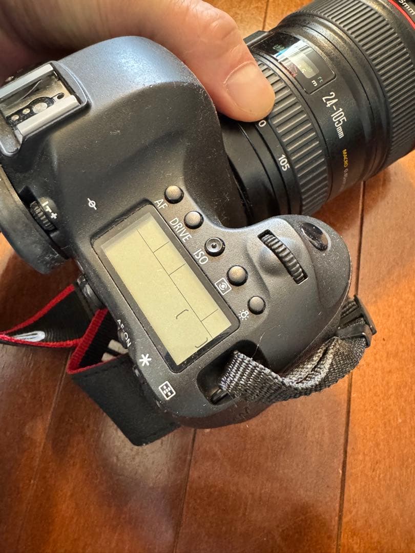 Canon EOS 6D デジタル一眼レフカメラ、バック付き