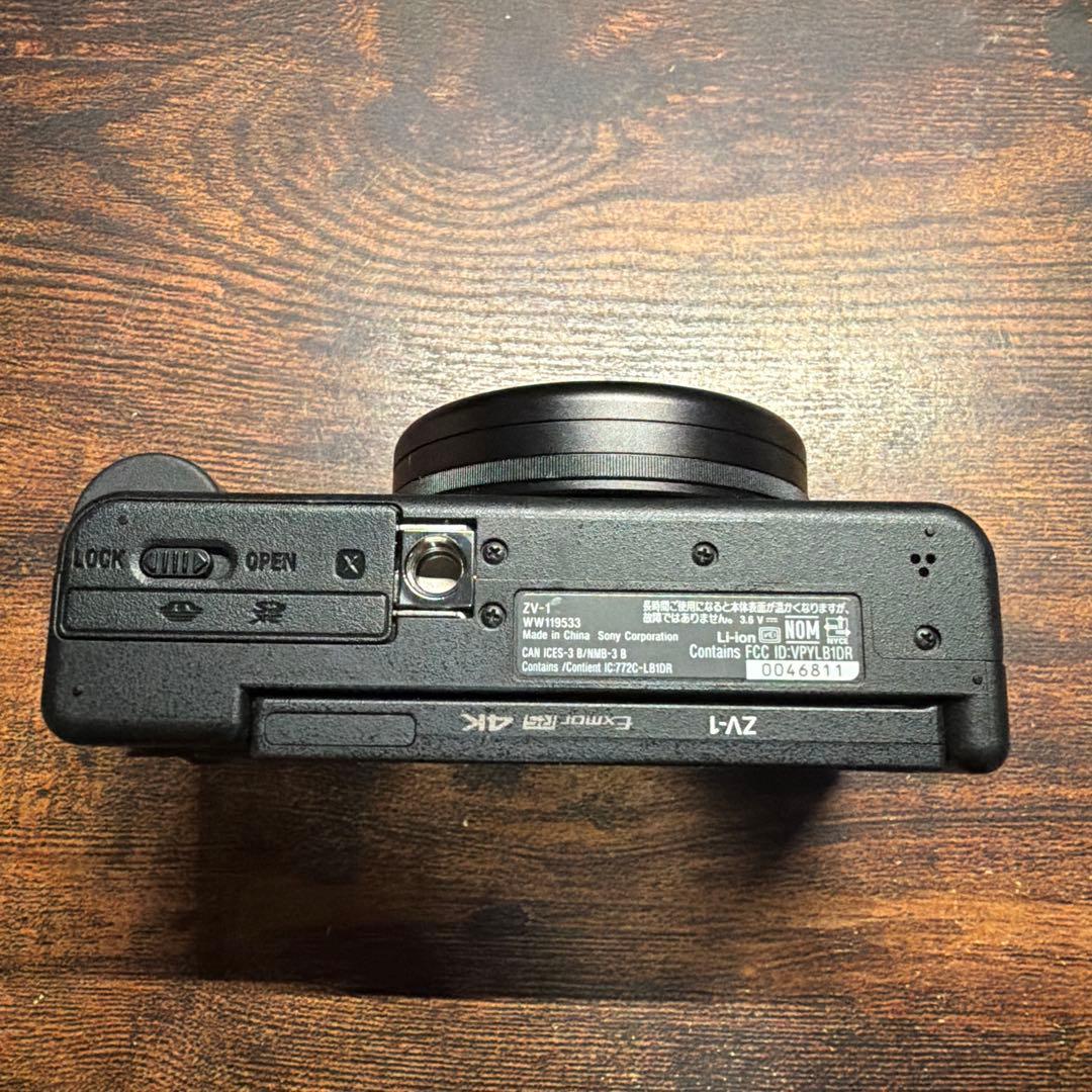 SONY VLOGCAM ZV-1 グリップキット付き