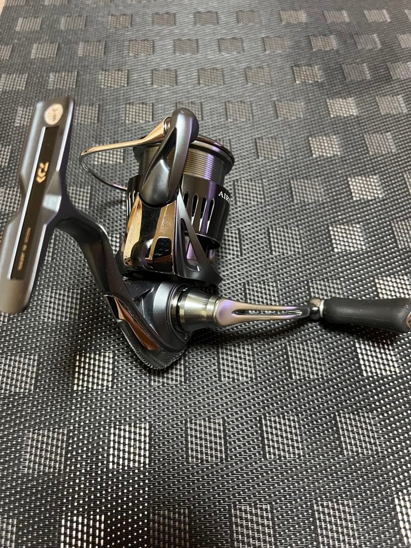 ダイワ　23エアリティST SF2500SS-H-QD