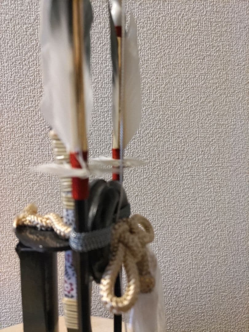 弓と刀オブジェ　弓太刀飾　上杉謙信