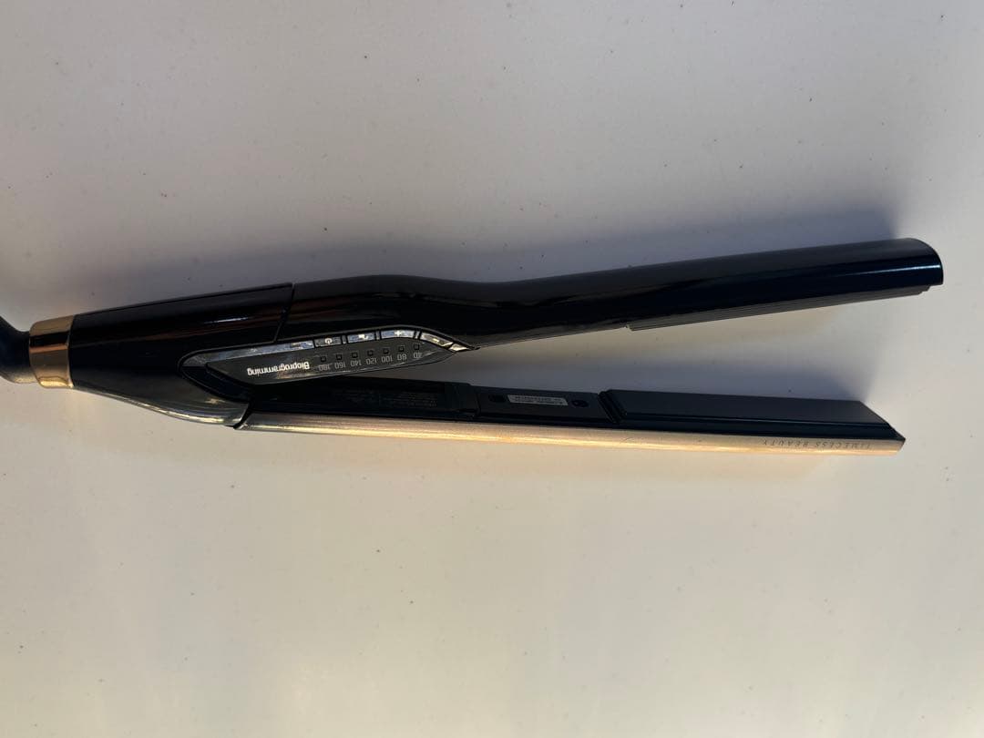 ヘアビューロン4Dストレートヘアアイロン