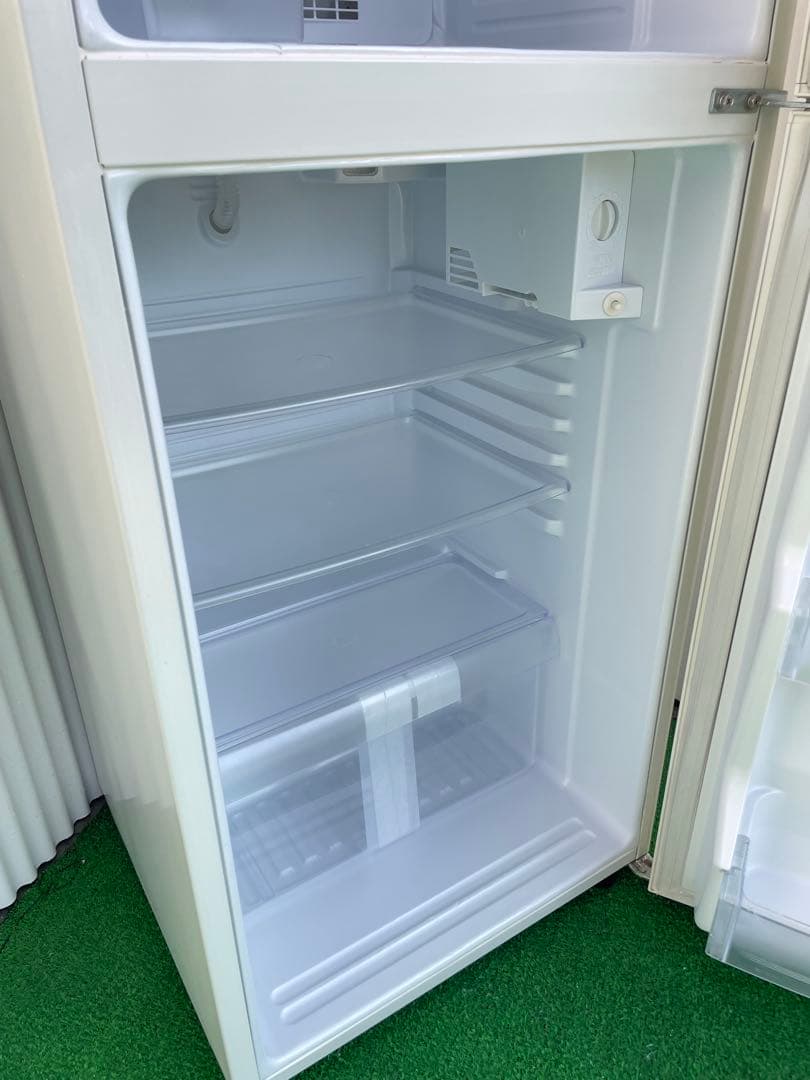 957 無印 おしゃれホワイト2ドア冷蔵庫 静音 霜取り不要 一人暮らし 単身