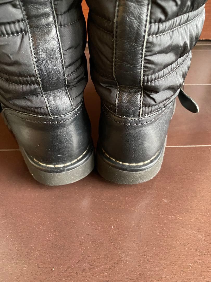 CHANEL キルティングエンジニアブーツ　ブラック　23.5cm