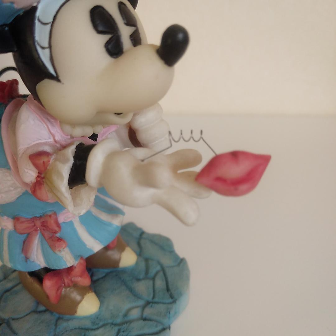 ミッキーマウス ・ ミニーマウス　　　　　エネスコ　フィギュア